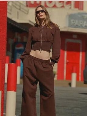 With Jéan Kya Zip Through Hoodie in chocolate